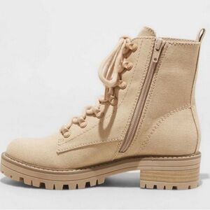 SOLD Target Universal Thread Parker Combat Boots